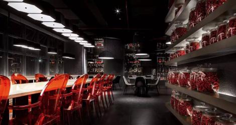 HKIRC醫(yī)療中心，把醫(yī)美中心變成了花園回